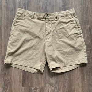 Old Navy - Ultimate Slim - Mid Thigh Shorts - 34x6